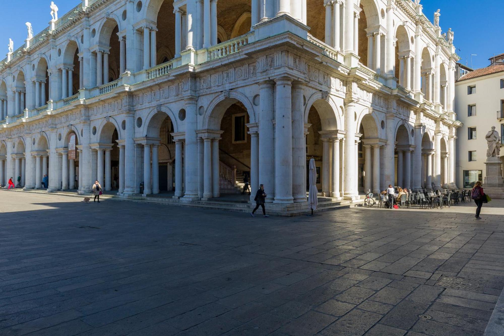 Апартаменты Il Campanile Виченца Экстерьер фото